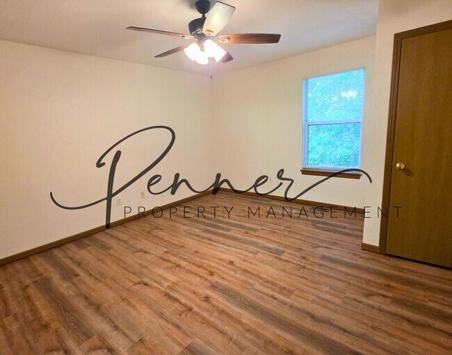 Building Photo - 3110 S Cedar Crest Ct