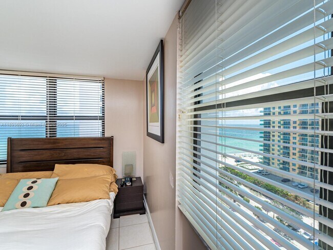 Building Photo - 2401 S Ocean Dr