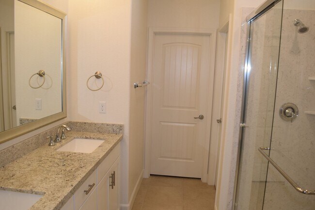 Building Photo - 3278 Sidney Way