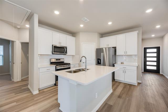 Building Photo - 507 Mossy Oak Dr