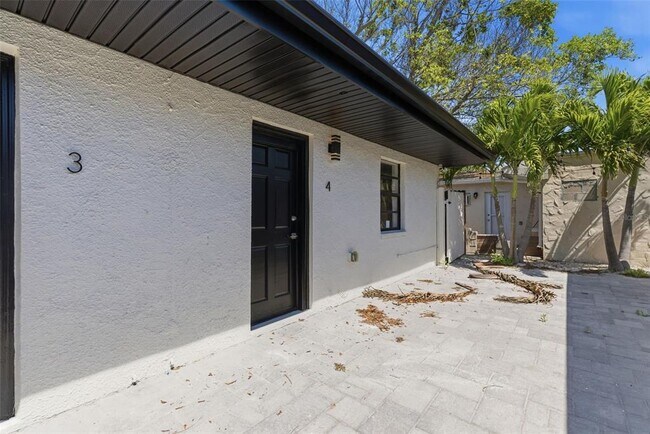 Building Photo - 113 145th Ave