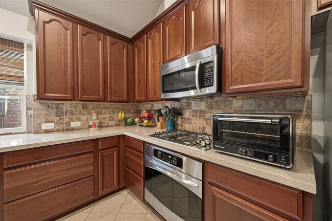 Building Photo - 11518 Columbia Pines Ln