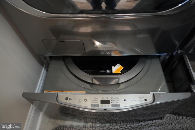 Building Photo - 19923 Smith Cir