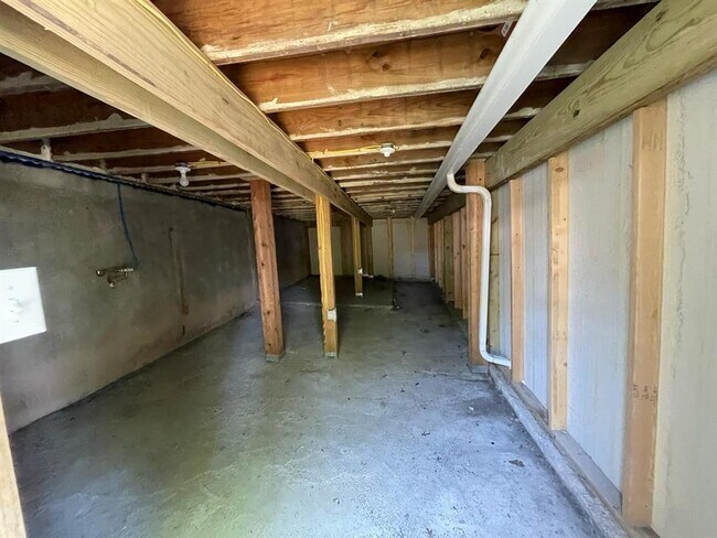Building Photo - 11701 Sterling Panorama Terrace