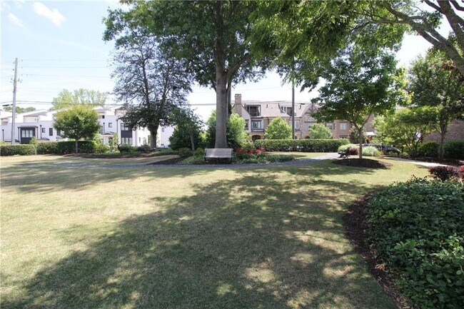 Building Photo - 335 Rose Garden Ln