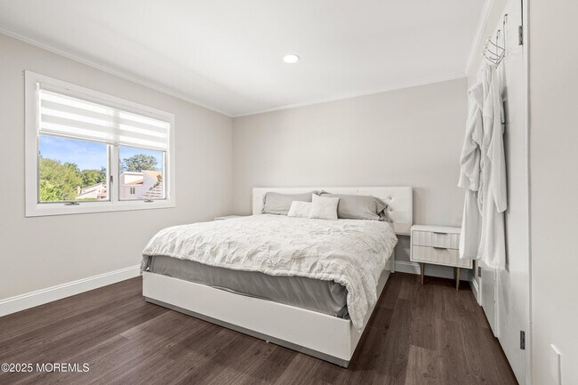 Building Photo - 24 Valley Forge Rd