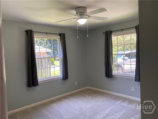 Building Photo - 12438 Largo Dr