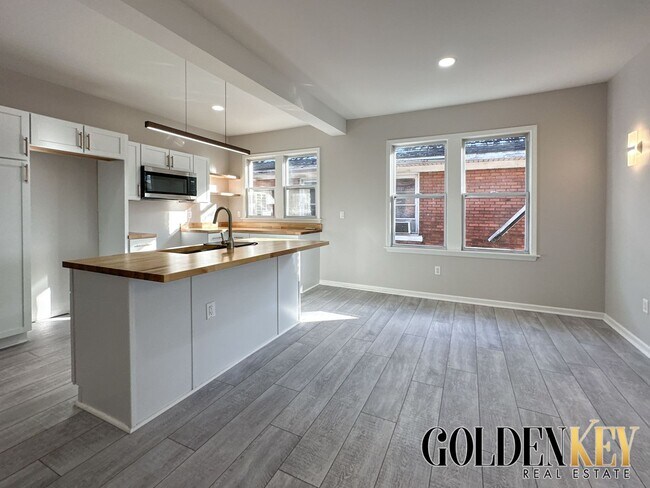 Building Photo - 3854-3831 31st St