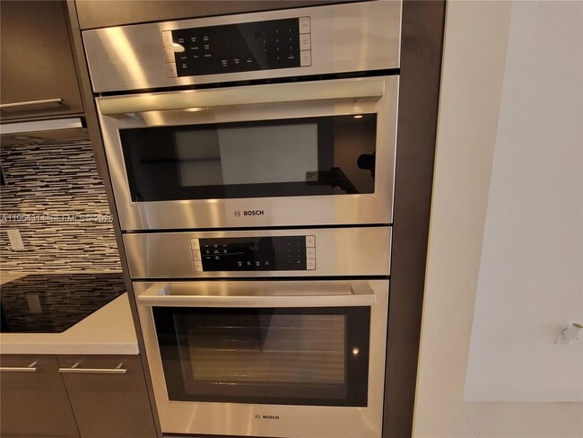 Building Photo - 7825 NW 107th Ave