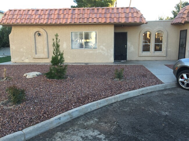 Building Photo - 1372 Pattee Cir