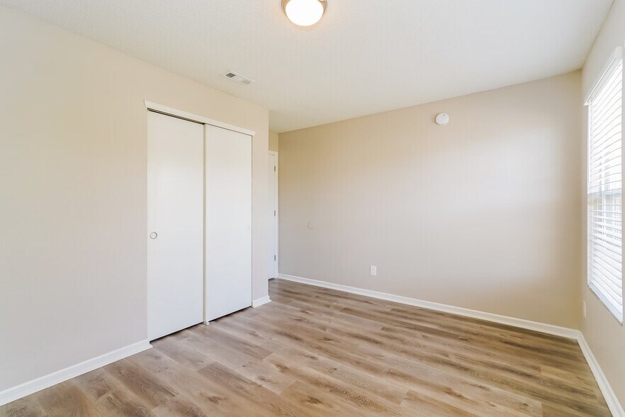 Building Photo - 1413 Broyles Dr