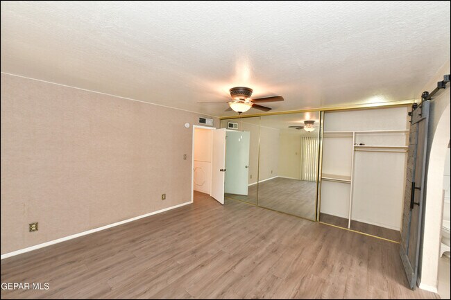 Building Photo - 3606 Colville Dr