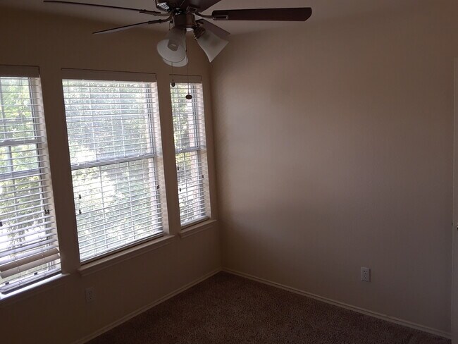 Building Photo - 13316 Bosswood Dr