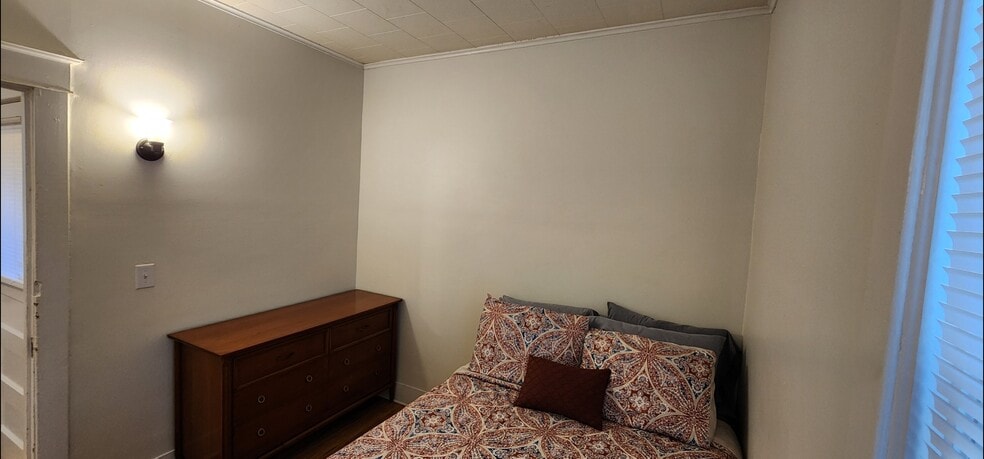 Bedroom 3 - 10 Barclay St