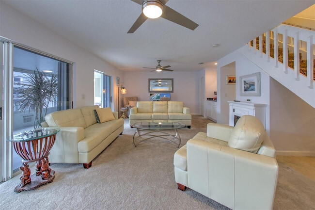 Building Photo - 4949 N Hwy A1A