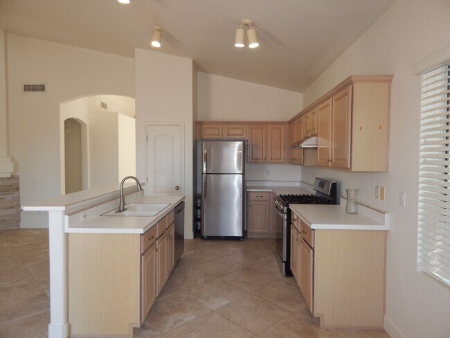 Building Photo - 7750 E Castle Valley Way