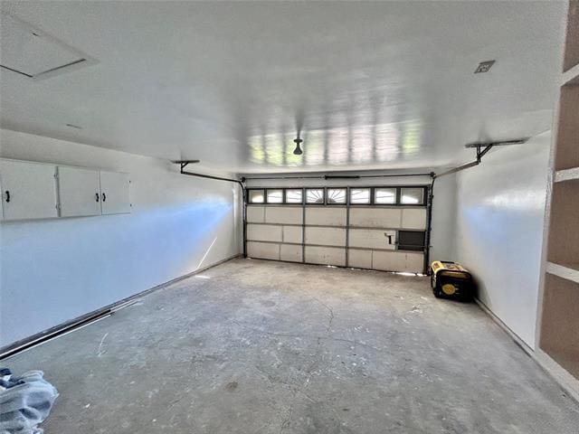 Building Photo - 705 Edelweiss Dr