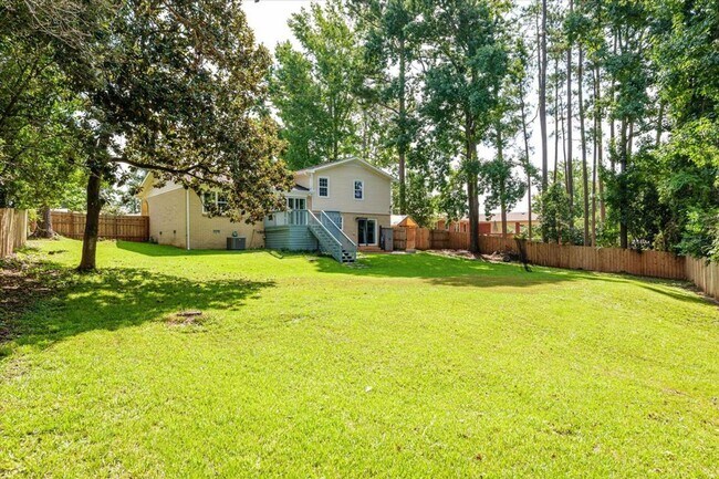 Building Photo - 175 Creekview Cir