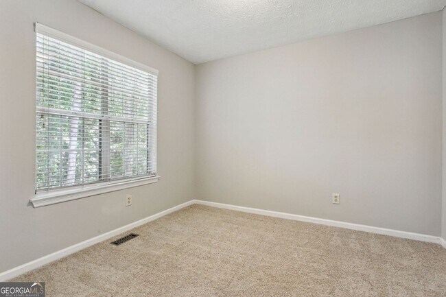 Building Photo - 525 Abbotts Hill Ln
