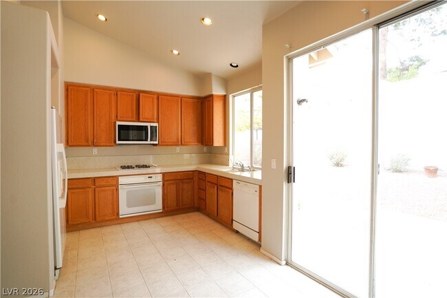 Building Photo - 2236 Le Conte Ave