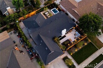 Building Photo - 400 W Crystal View Ave