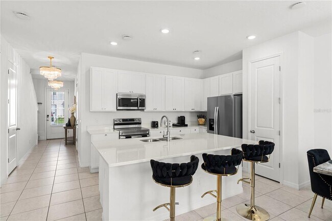 Building Photo - 840 Longboat Dr
