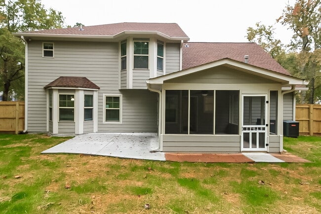 Building Photo - 287 Whaleys Lake Dr