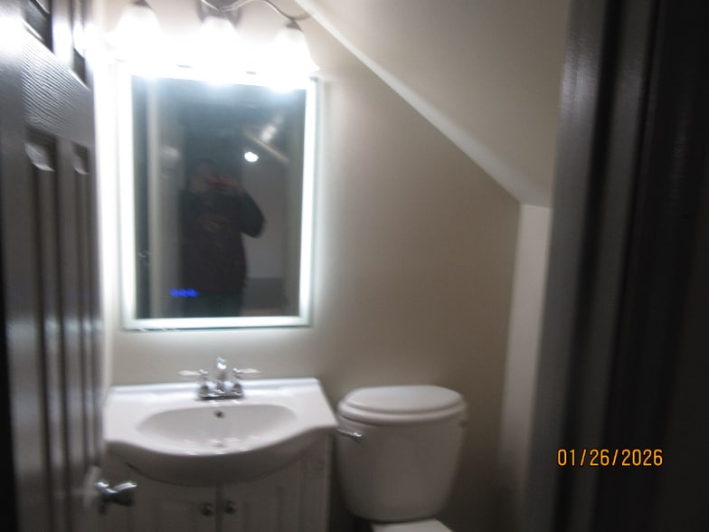 Building Photo - 353 Blake St