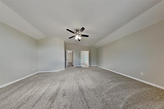 Building Photo - 21015 Kirkland Woods Dr