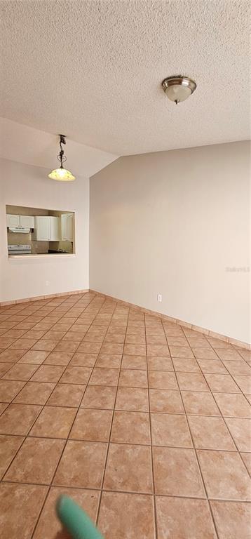 Building Photo - 805 Victoria Blvd