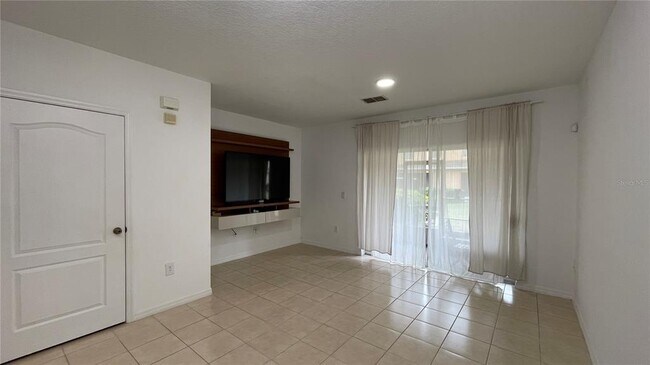 Building Photo - 249 Weymouth Dr