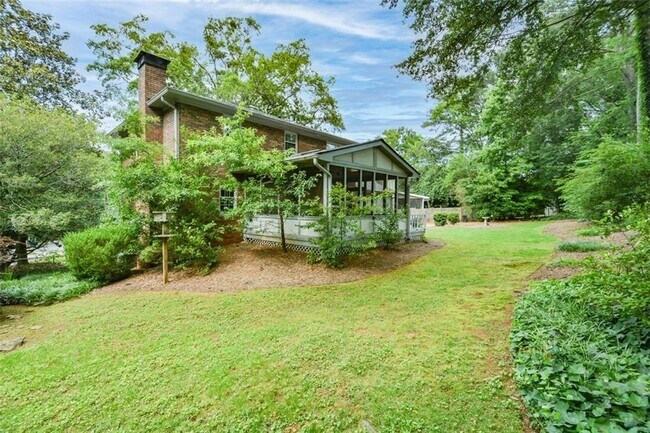 Building Photo - 435 Stonebridge Dr