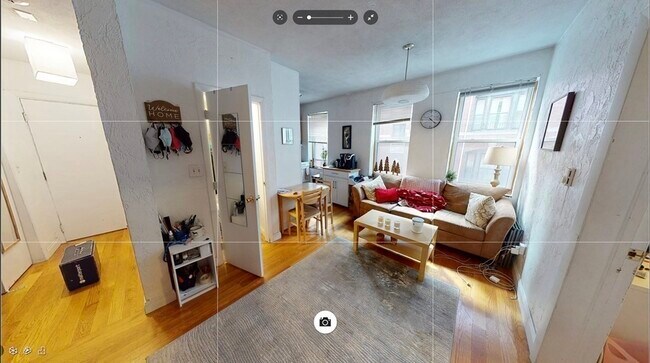 Primary Photo - 35 Charter St