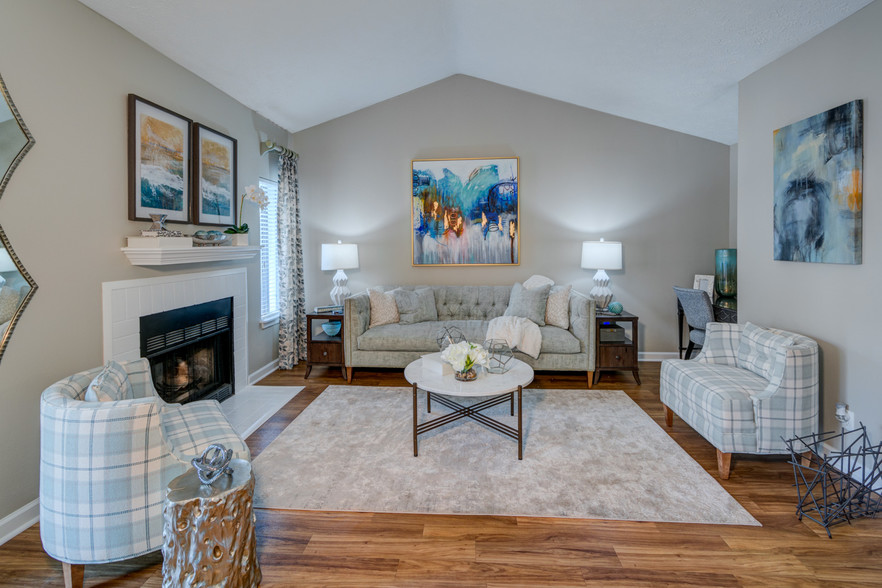 Spacious open concept floor plans with vaulted ceilings. - Rosemont Peachtree Corners