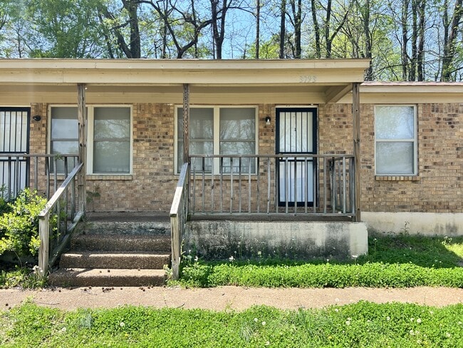 Building Photo - 3793 Helen Ann Dr