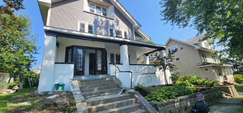 Building Photo - 12 Woodford St