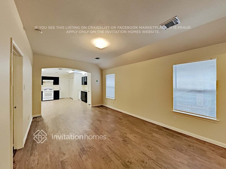Building Photo - 6347 Austinville Dr