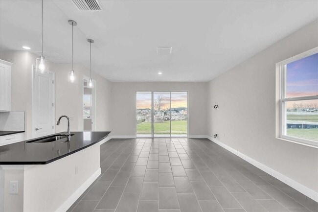 Building Photo - 9258 Gulf Hvn Dr