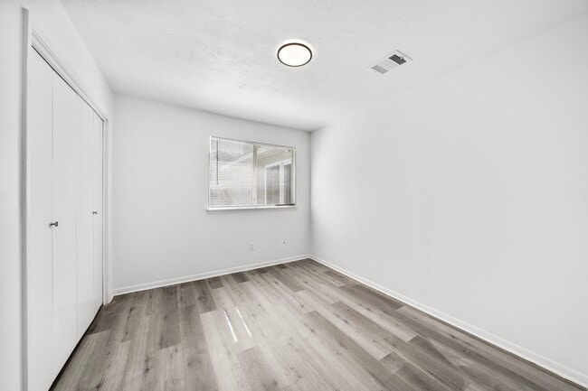 Building Photo - 1022 Western Meadows Dr
