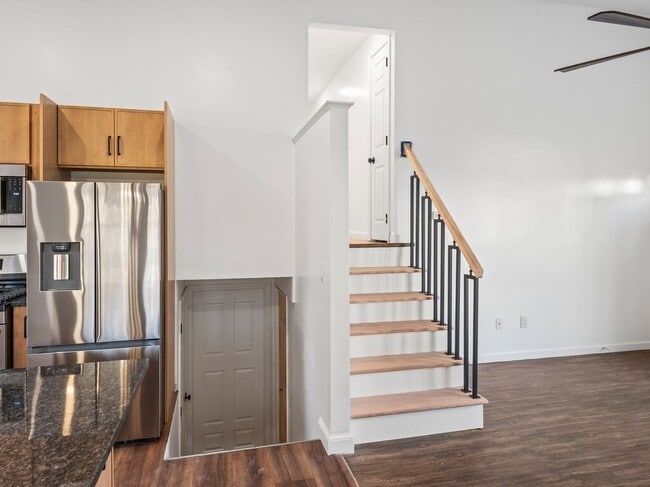 Building Photo - 38 Hilda St