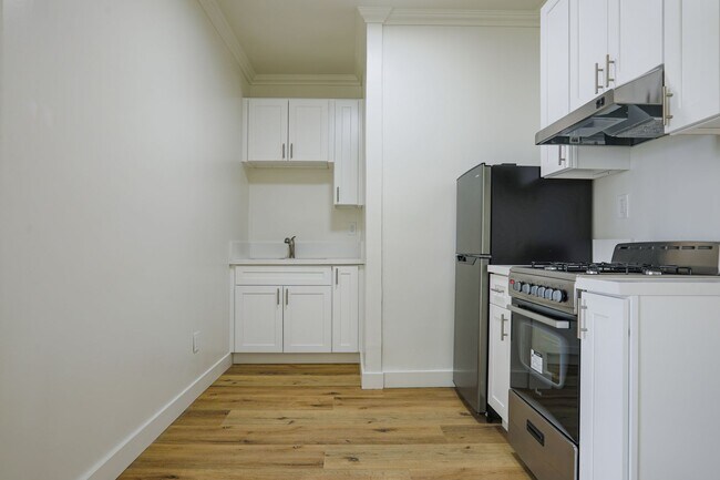 Interior Photo - Fedora Apartments