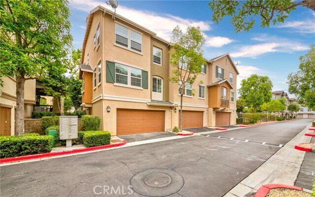 Building Photo - 2068 Owens Dr