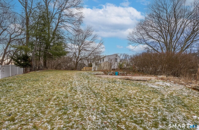 Building Photo - 335 Commonwealth Ave