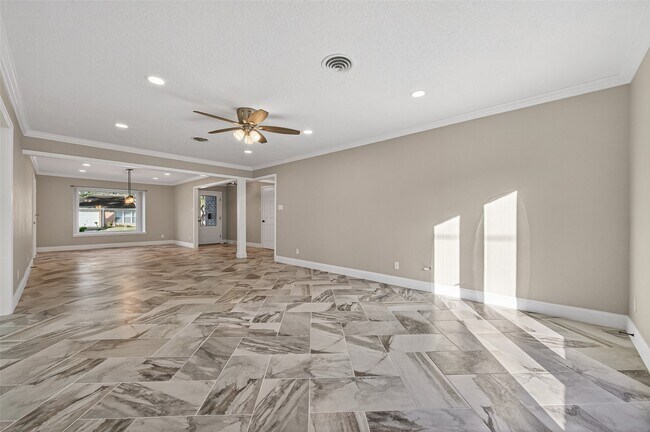 Building Photo - 5407 Lymbar Dr