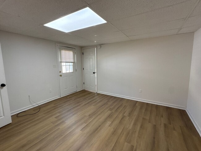 Building Photo - Renovated Duplex in Central Tullahoma
