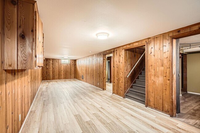 Building Photo - 6300 Quebec Ave N