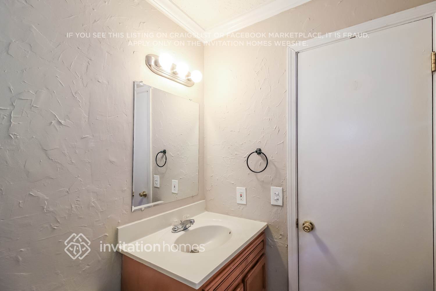 Building Photo - 2984 Sawgrass Trail SW