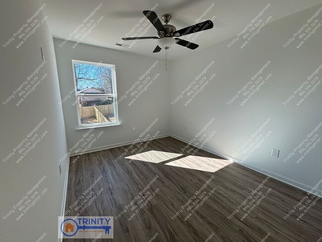 Building Photo - Newly Built 3 bed/ 2.5 Bath Duplex Minutes from the Heart of Downtown Greenville!