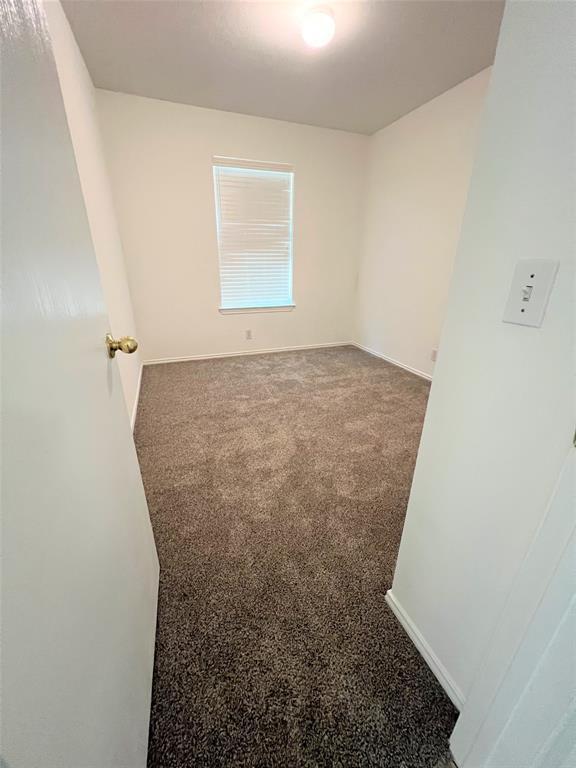 Building Photo - 6901 Broad Brook Dr