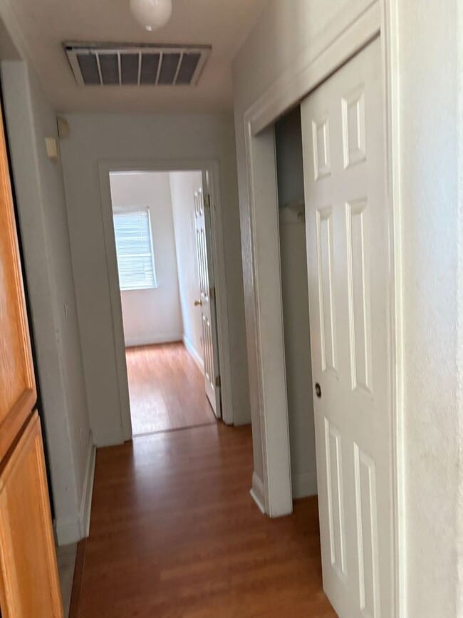 Building Photo - 2 WEEKS FREE RENT November Special Beautiful home in Turlock